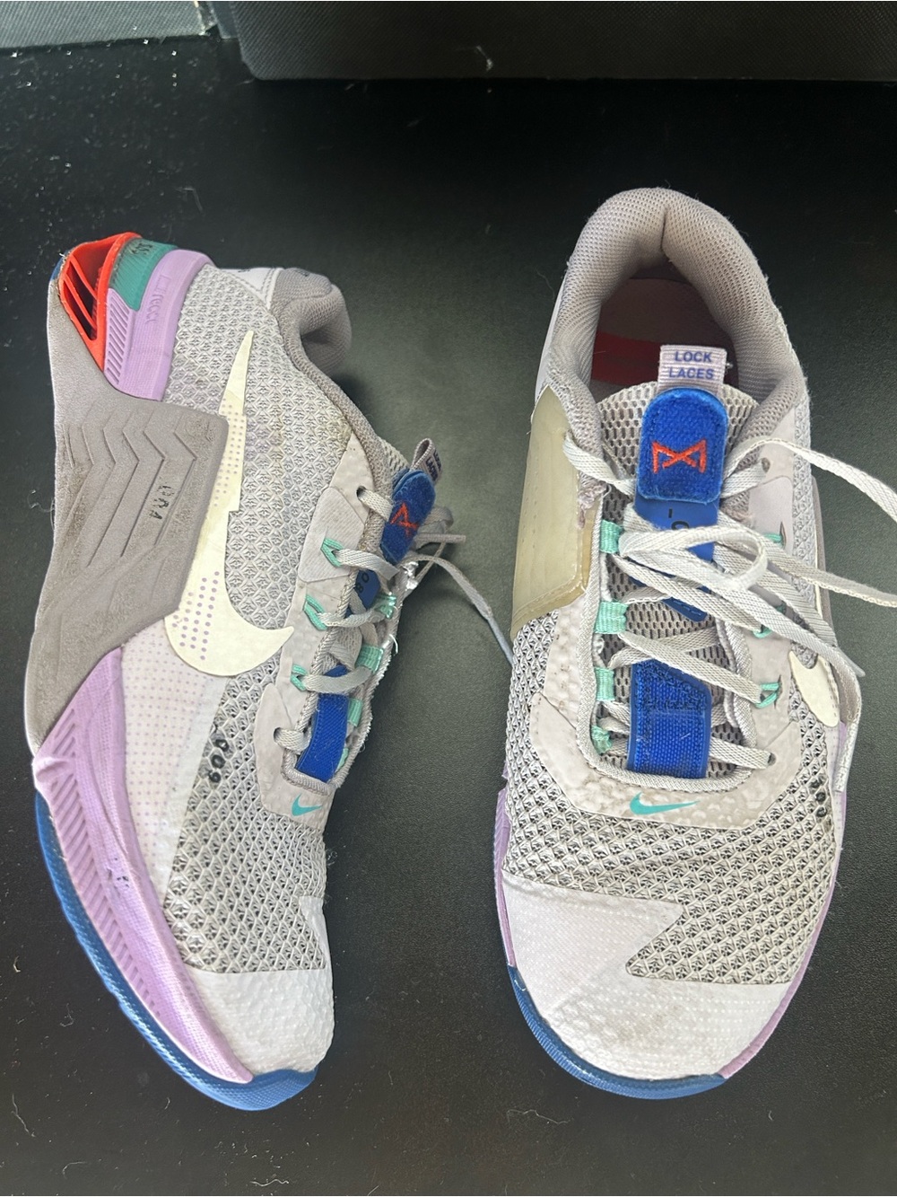 Nike mescon cross trainers CrossFit Gray purple sneakers shoes Blue Accents 7.5